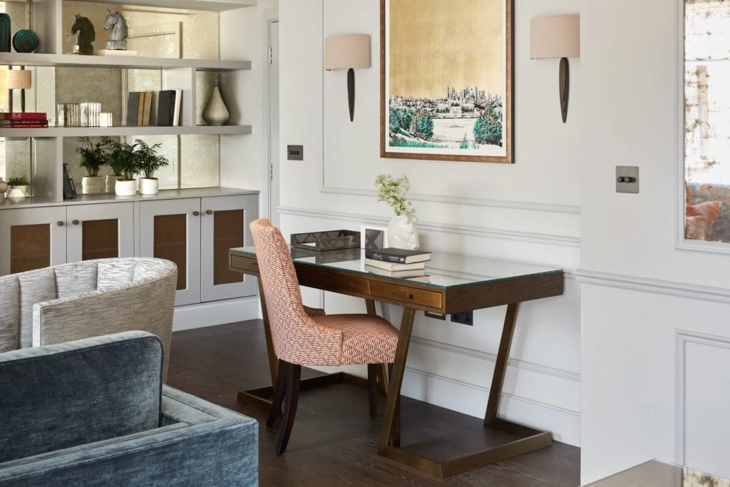 Superior Three Bedroom Apartment with Garden View001